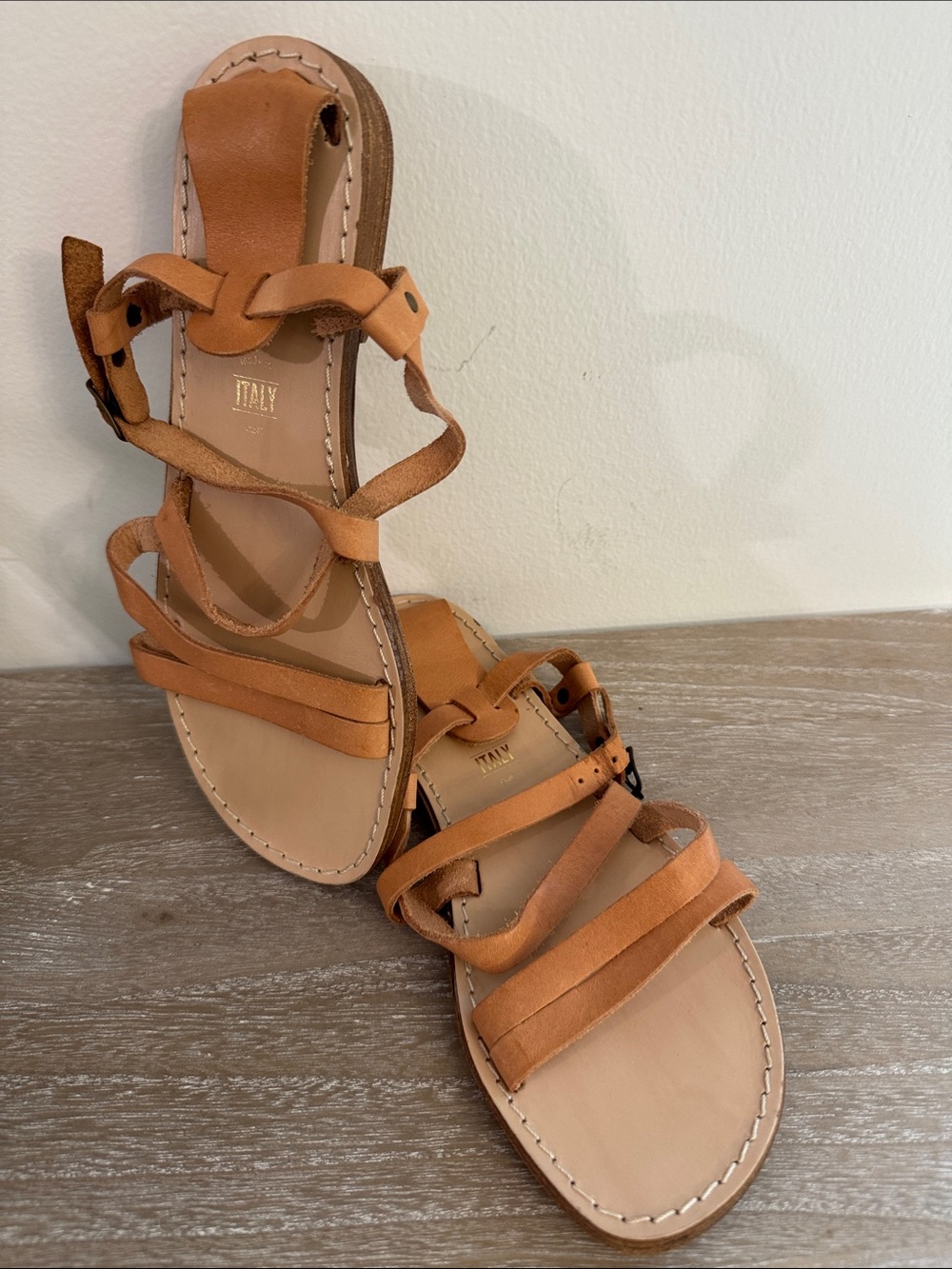 NWOT Seychelles Tan Leather Strappy Gladiator Sandals